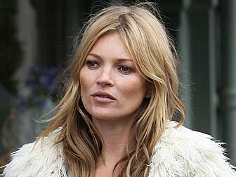 Kate Moss & Naomi Campbell in...